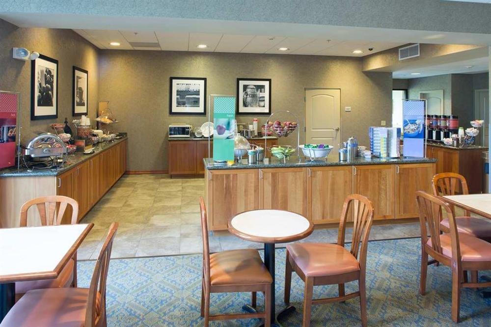 Hampton Inn Sayre Ресторант снимка
