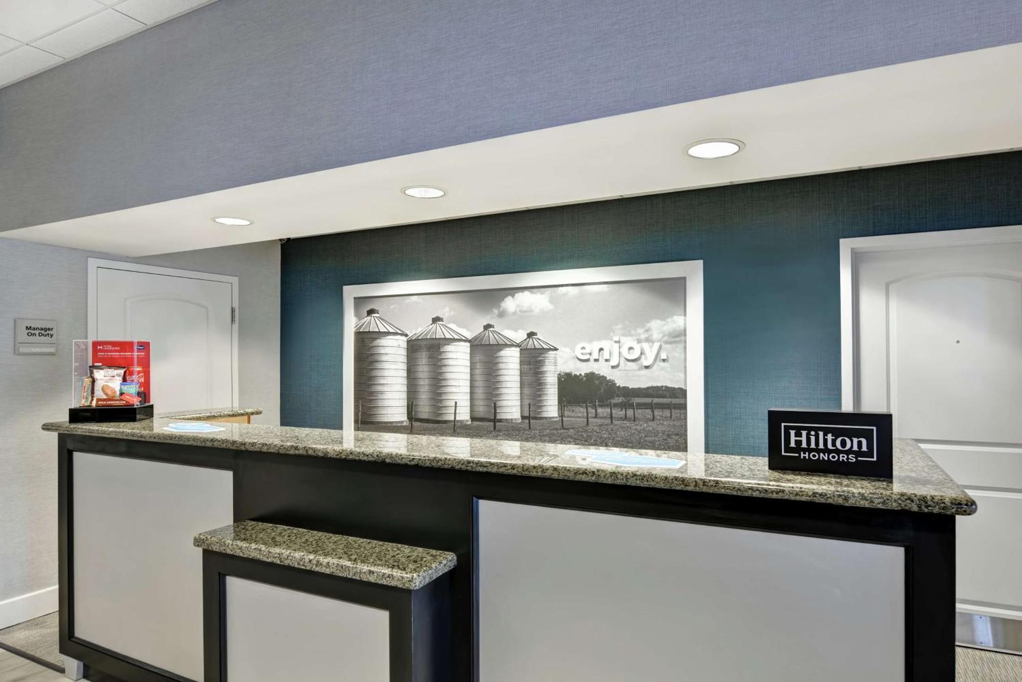 Hampton Inn Sayre Екстериор снимка